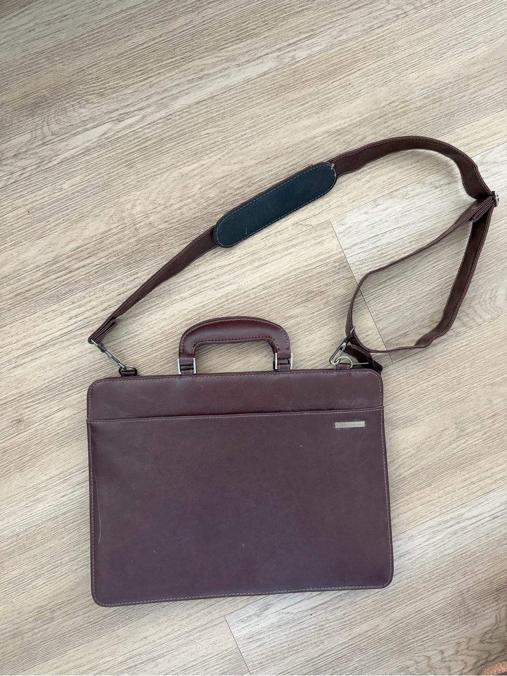 Men's Brown Leather Briefcase with Adjustable Shoulder Strap